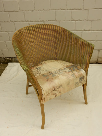 Original Lloyd Loom „Lusty“ Sessel – England, Vintage Flechtsessel mit Kissen