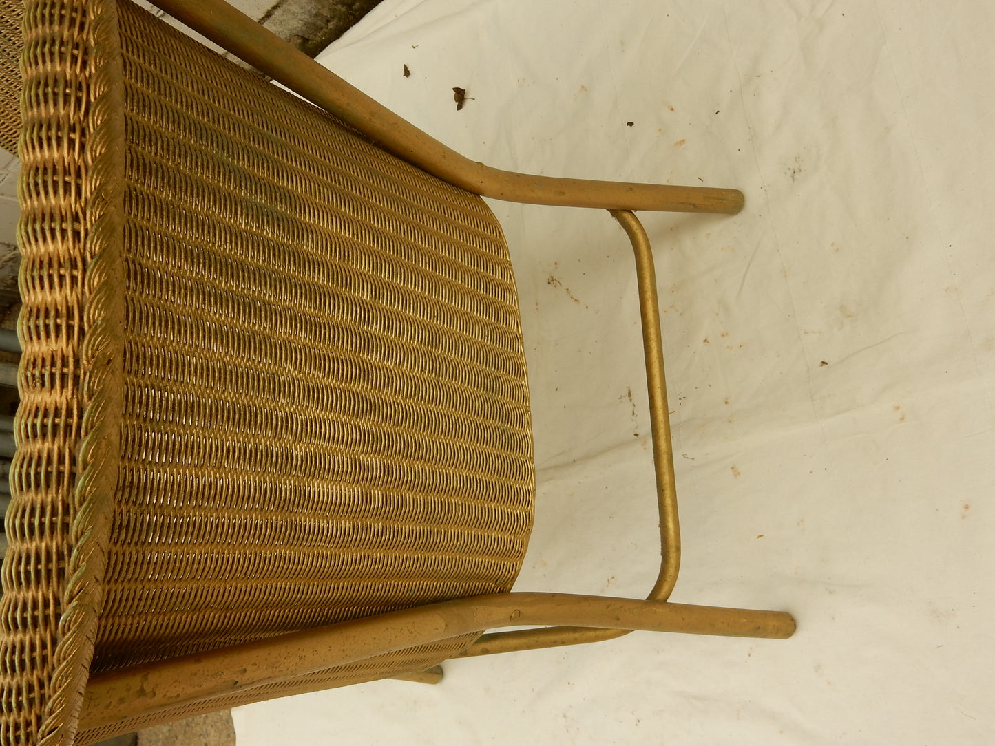 Original Lloyd Loom „Lusty“ Sessel – England, Vintage Flechtsessel mit Kissen