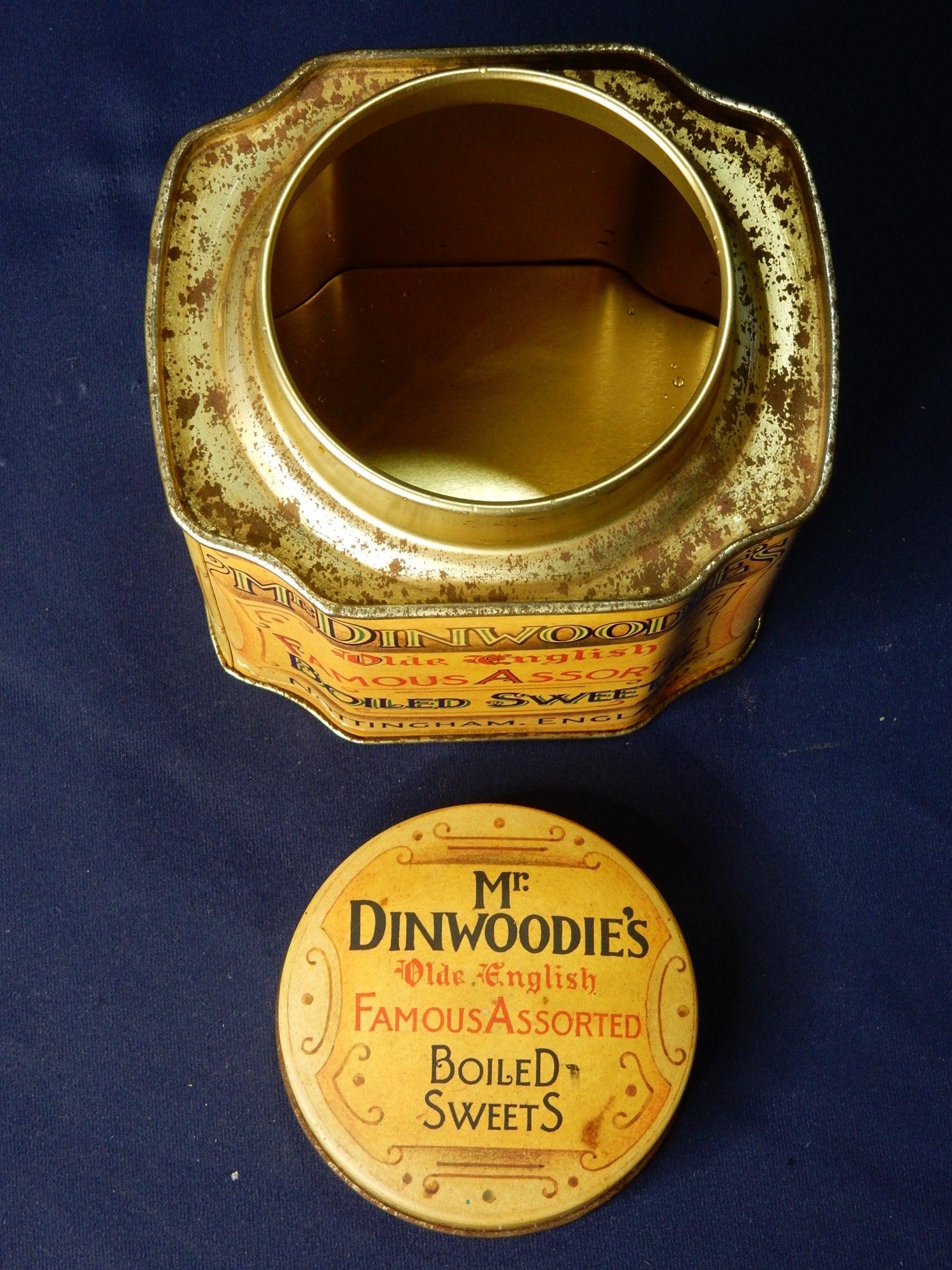 Vintage Mr. Dinwoodie’s Boiled Sweets Blechdose – Nottingham England - Artikelbild von Fummel & Gedöns Secondhand-Store