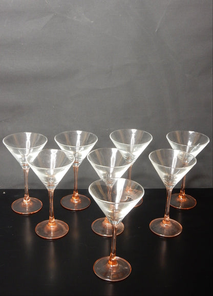 8 Luminarc France Martini- & Cocktailgläser mit Rosé-Stiel – 1970er Jahre