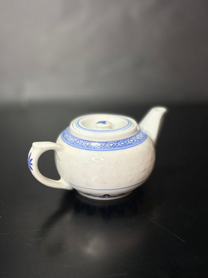 Chinesische Linglong-Teekanne, Detailansicht