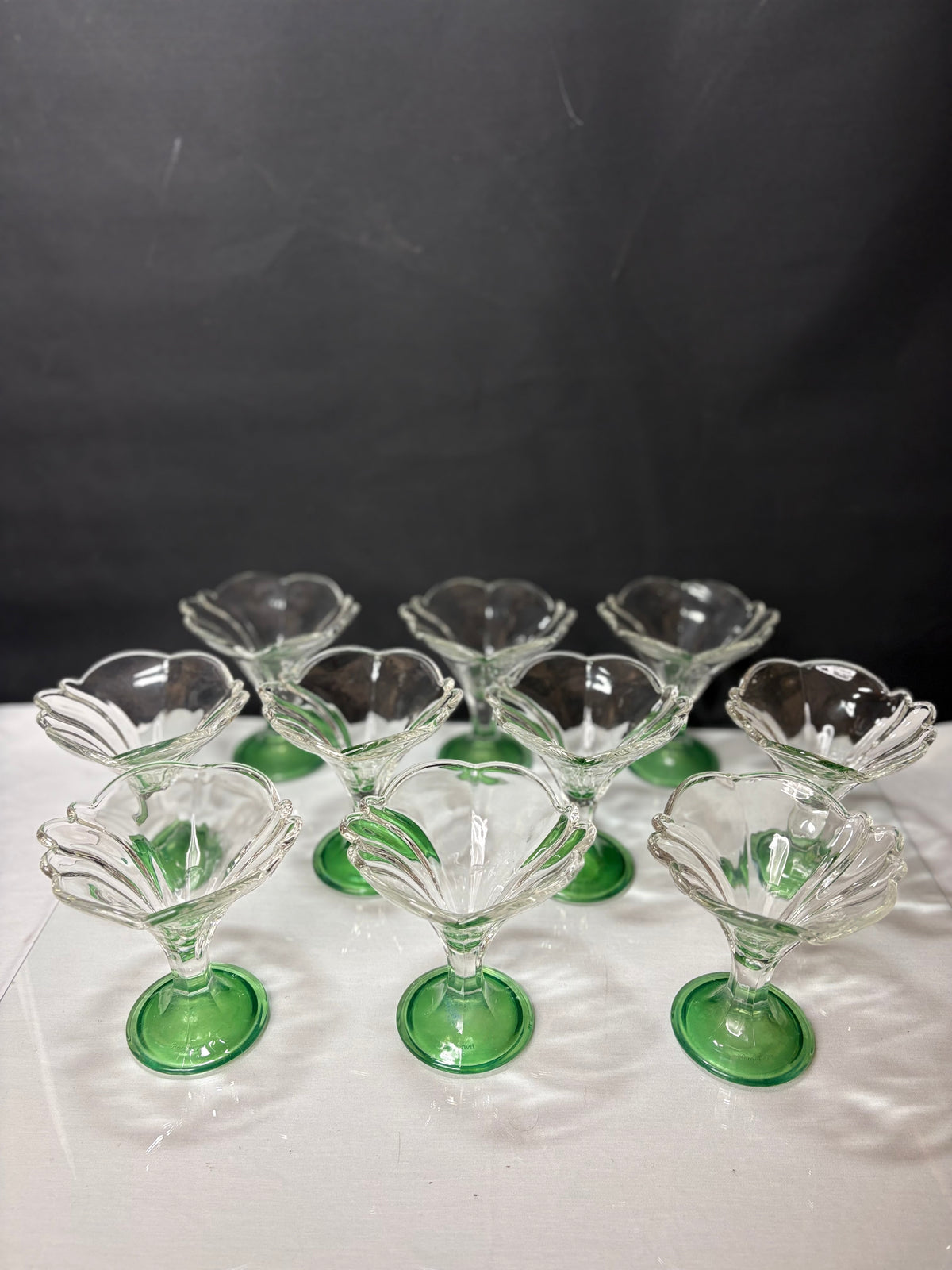10er Set Borgonovo Dessertschalen / Eisbecher – grüner Fuß – Italien – Vintage