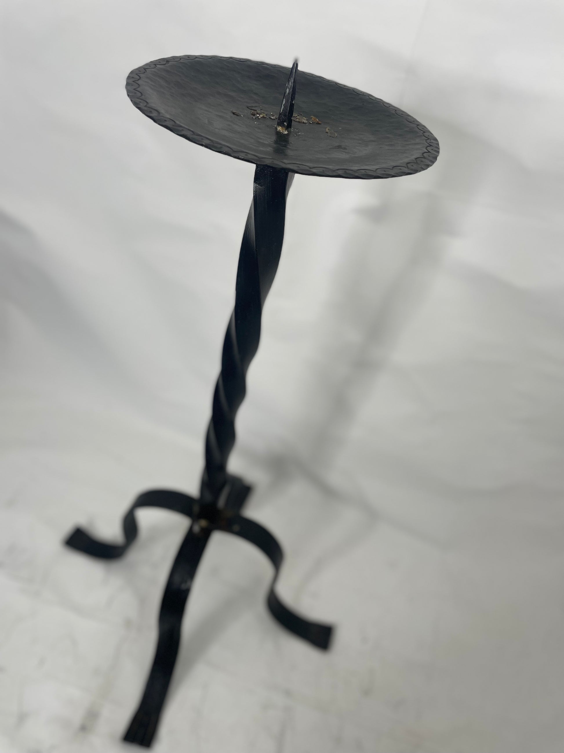 Kerzenständer Gußeisen groß – Fummel & Gedöns Secondhand-Store