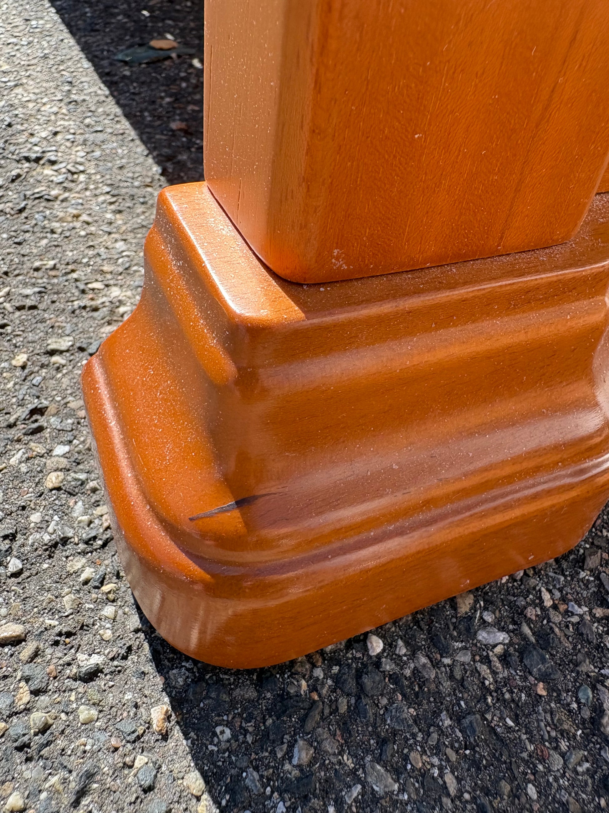 Doppelbett 180 × 200 cm in Kirschbaum mit Intarsien &amp; Lattenrosten - Artikelbild von Fummel & Gedöns Secondhand-Store