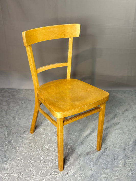 Frankfurter Gastrostuhl im zeitlosen Design