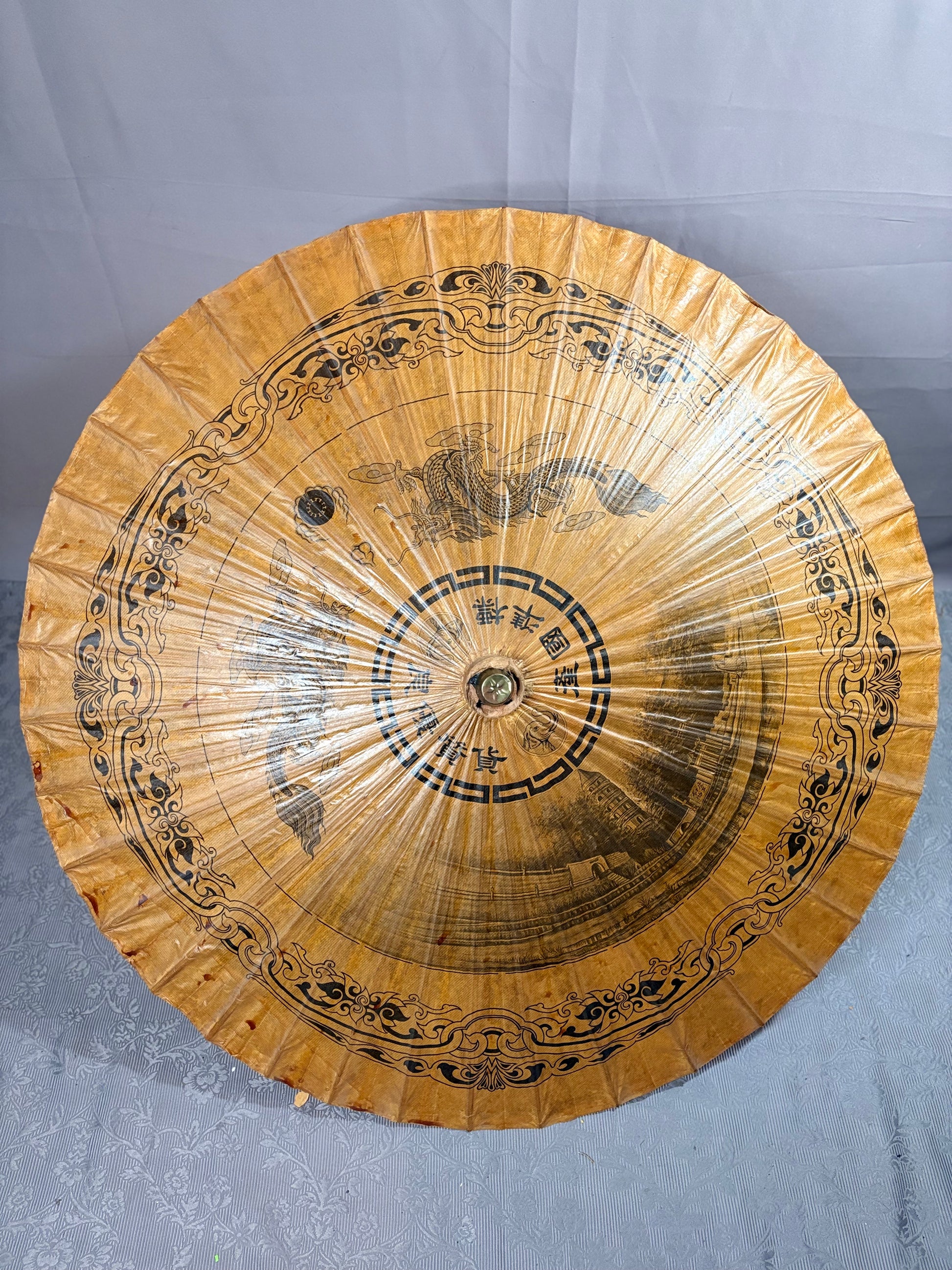 Handbemalte Vintage Bambus-Regenschirme - Artikelbild von Fummel & Gedöns Secondhand-Store