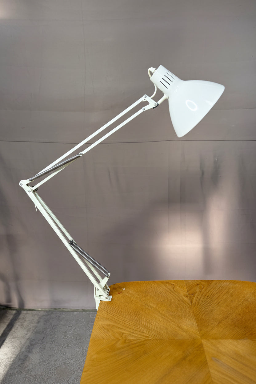 Schwedische Gelenkarm-Tischlampe - weiß