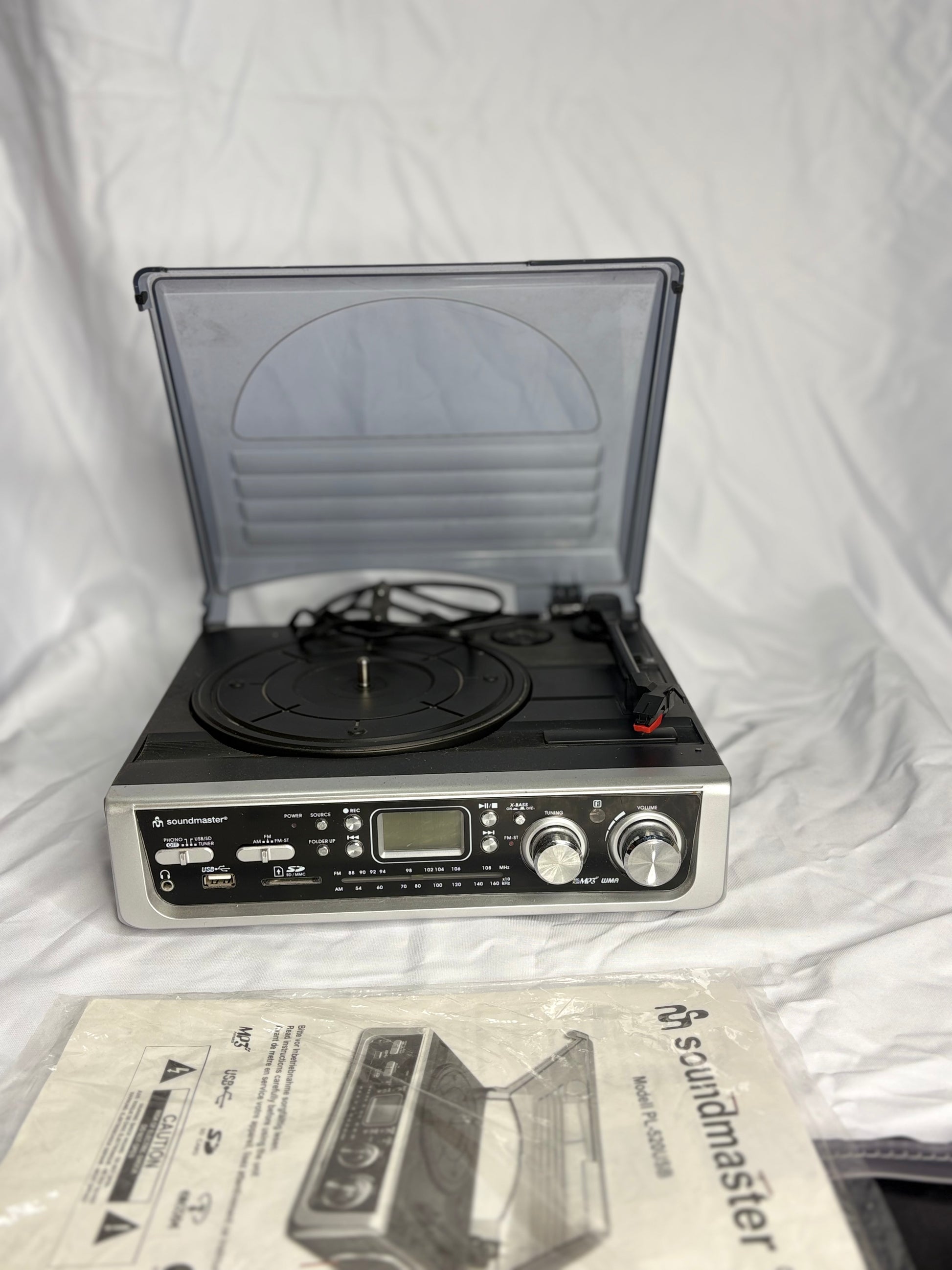 Soundmaster PL-520USB Plattenspieler mit Radio, USB und SD - Artikelbild von Fummel & Gedöns Secondhand-Store