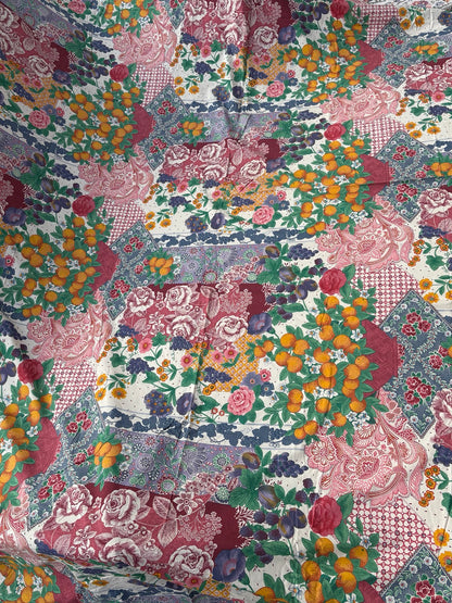Großes Bassetti Granfoulard mit Rosen und Früchten, 260 × 340 cm