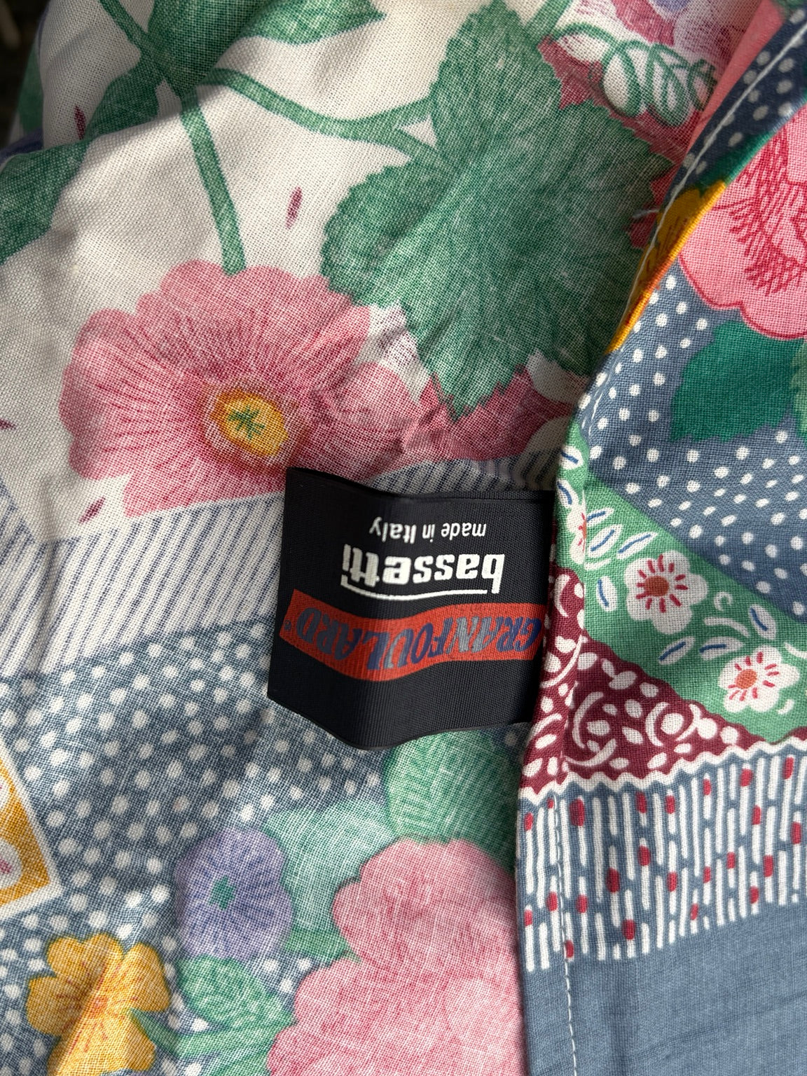 Bassetti Granfoulard XXL Baumwolltuch – florales Patchwork-Dekor – 260 × 340 cm - Artikelbild von Fummel & Gedöns Secondhand-Store