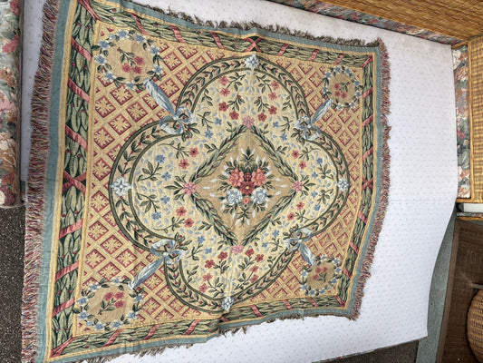 Florale Gobelin-Decke mit Medaillon und Fransen, 140 × 130 cm