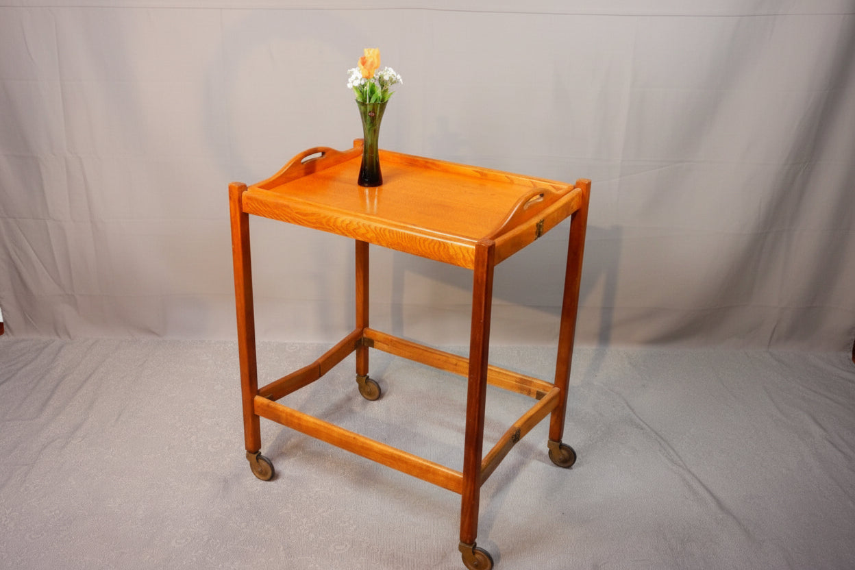 Klappbarer Mid-Century Servierwagen - Danish Design - Teak gebeizt
