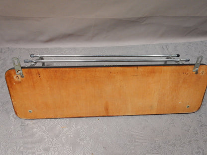 Retro Bauhaus Style Garderobe