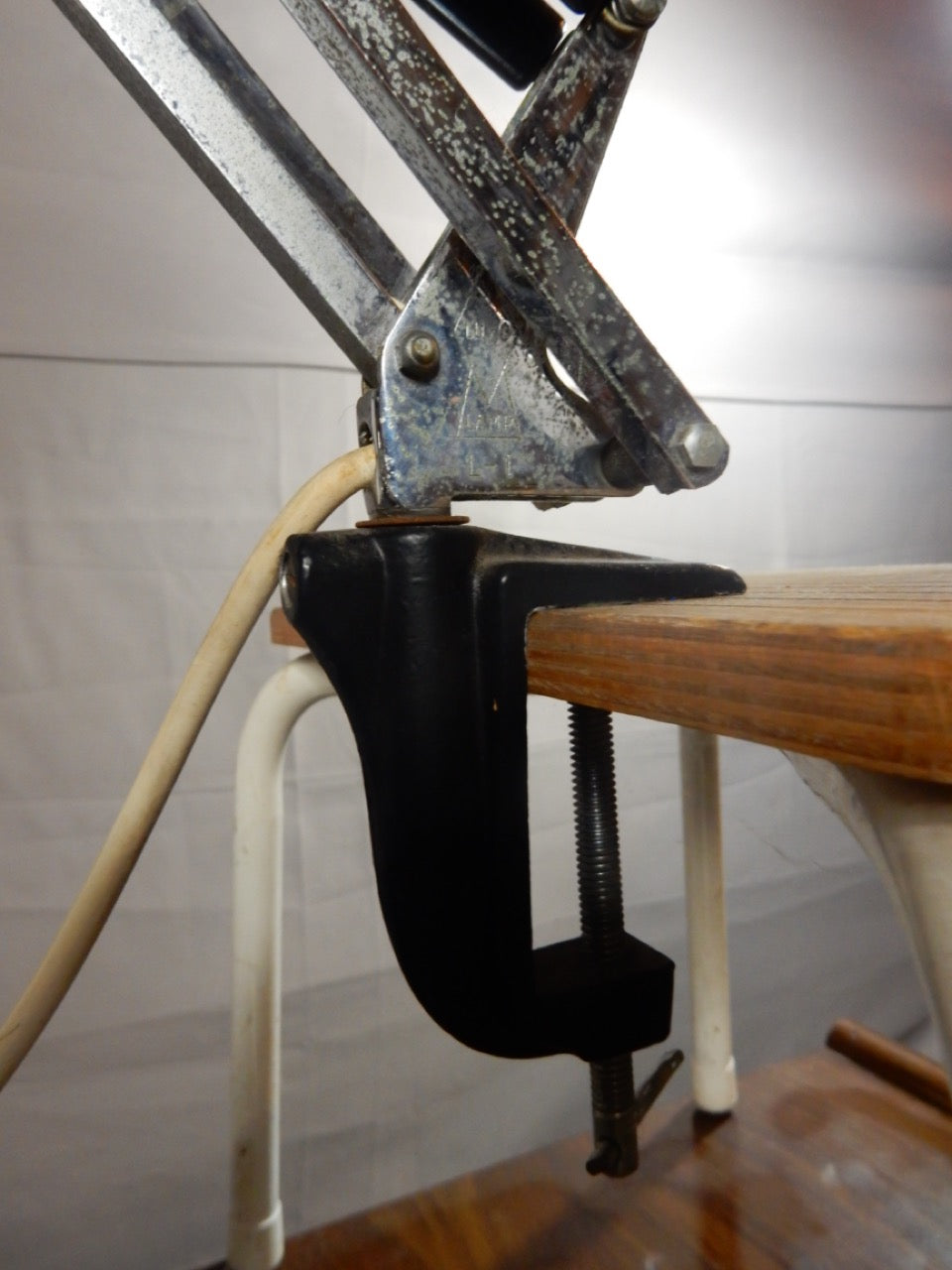 Schwedische Gelenkarm-Tischlampe im Modernist-Stil