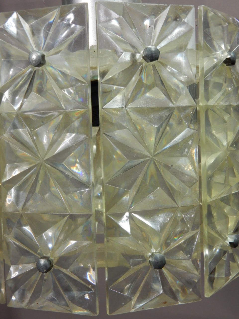 Space-Age Pendelleuchte - Artikelbild von Fummel & Gedöns Secondhand-Store