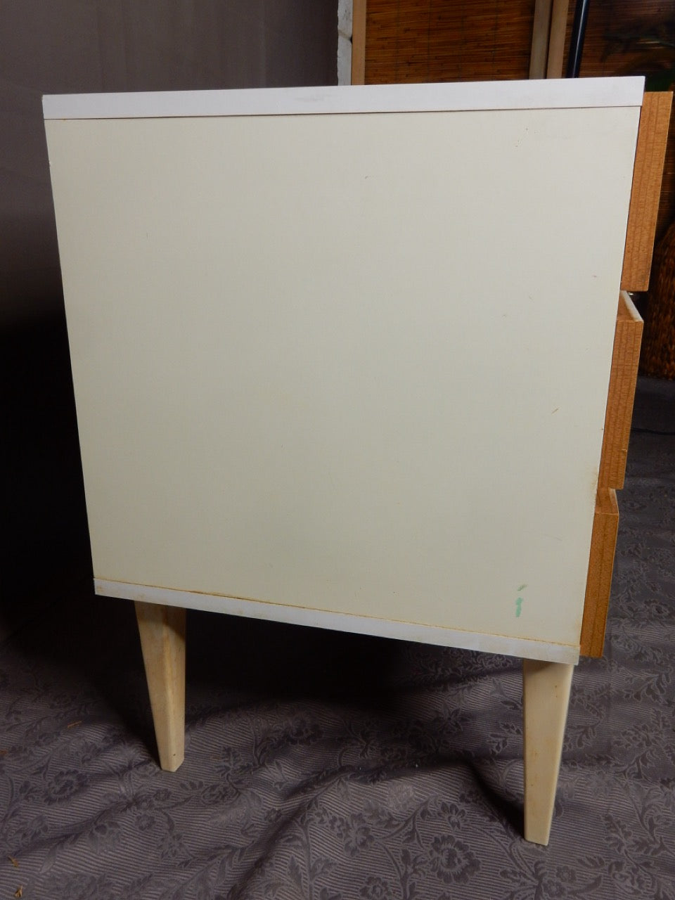 Mid-Century Kommode im skandinavischen Stil - Artikelbild von Fummel & Gedöns Secondhand-Store