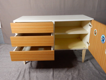 Mid-Century Kommode im skandinavischen Stil