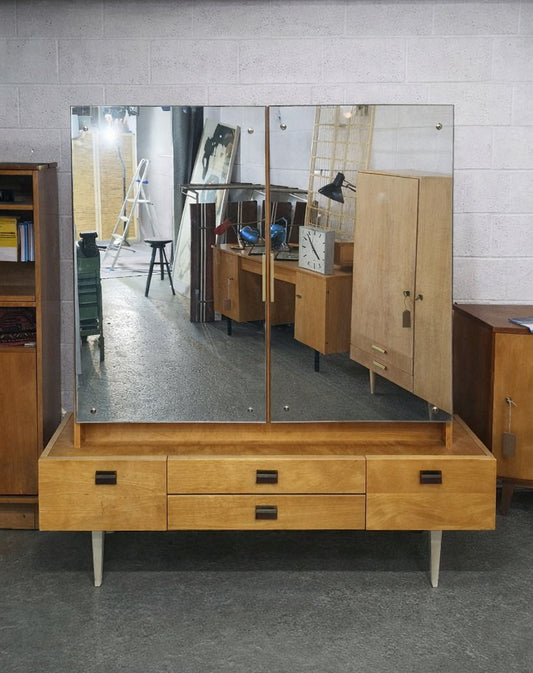 Mid-Century Spiegelschrank mit Kommode
