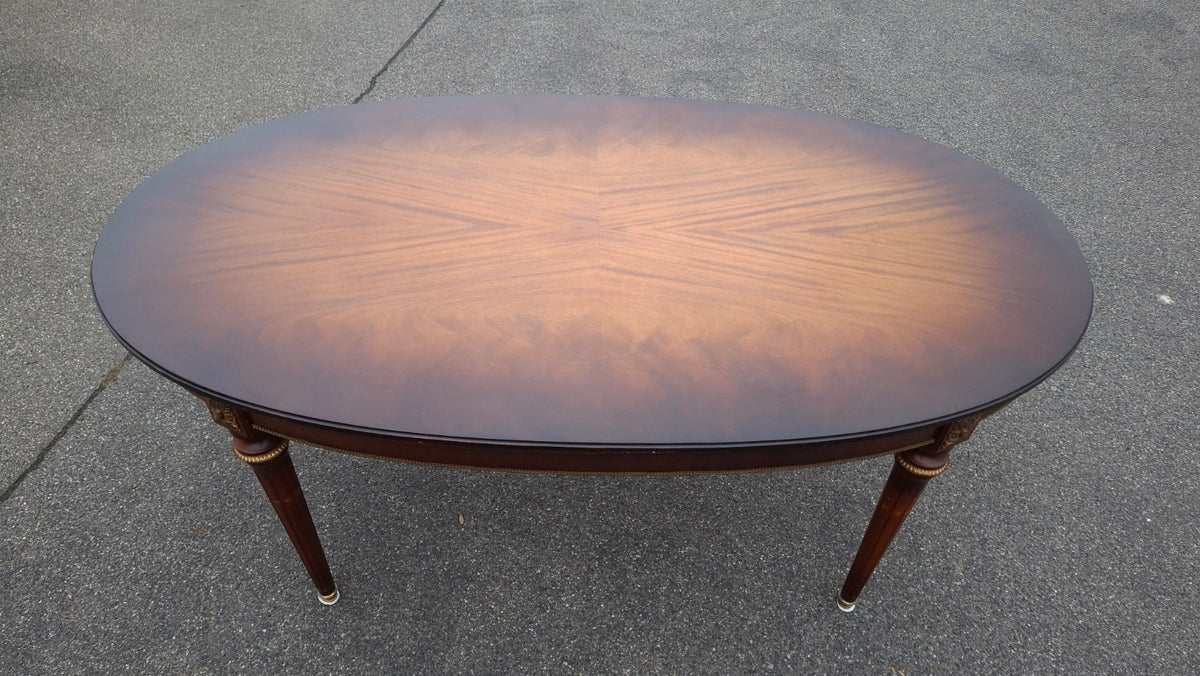 Ovaler Esstisch im Louis-XVI-Stil – ausziehbar 180–270 cm - Mahagoni - Artikelbild von Fummel & Gedöns Secondhand-Store