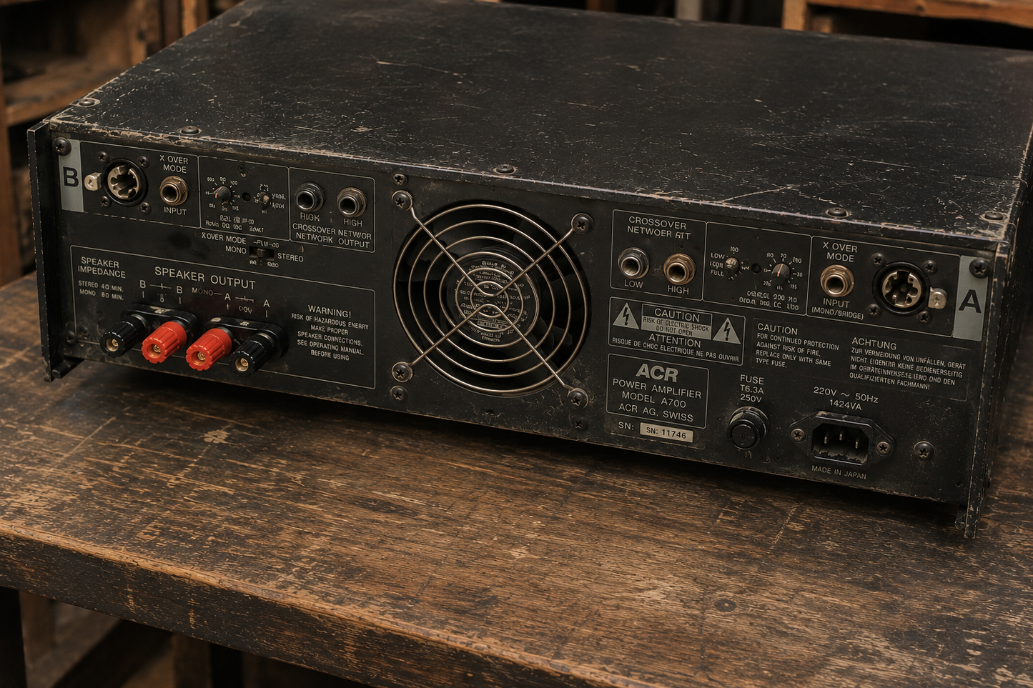 ACR A700 Endstufe - Stereo Power Amplifier