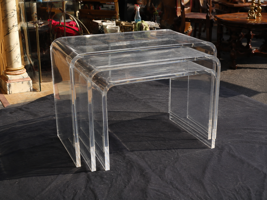 Vintage Plexiglas Satztische 3er Set – Space Age Acryl Beistelltische 1970er
