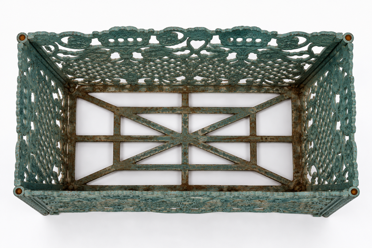 Antike Gusseisen-Jardinière mit originaler Patina - Artikelbild von Fummel & Gedöns Secondhand-Store