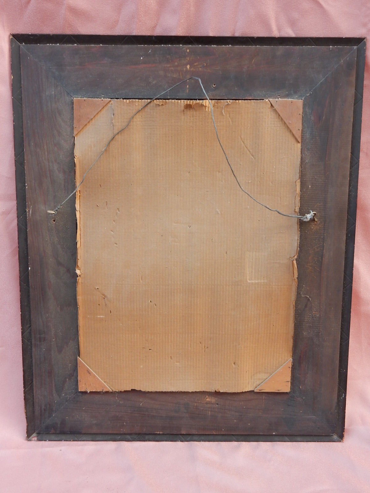 Original Art Déco Wandspiegel mit abgeschrägtem Spiegelglasrahmen &amp; Rautenschliff - Artikelbild von Fummel & Gedöns Secondhand-Store
