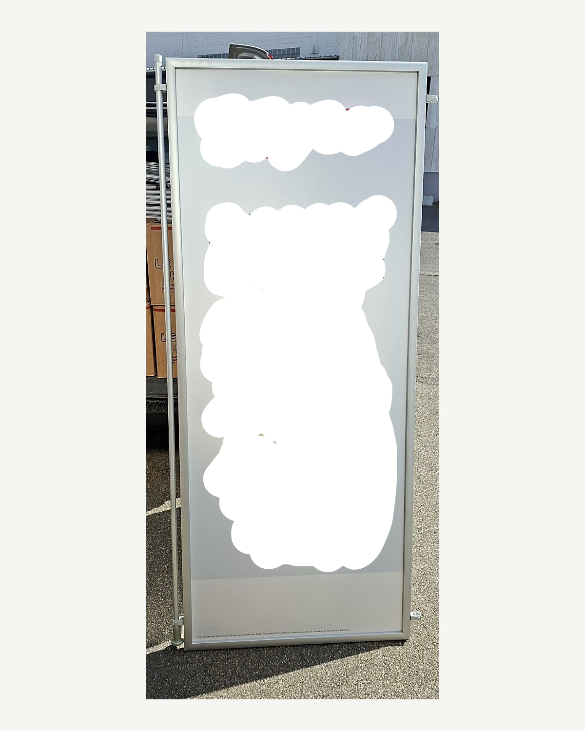 Mobile Ausstellungstafel mit Aluminiumrahmen – Vorderansicht