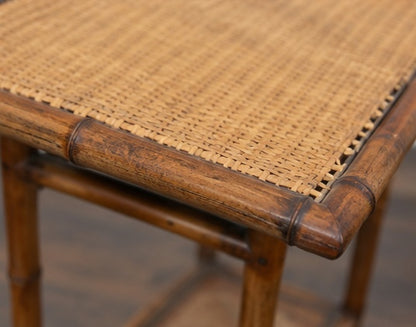 Antiker Bambus-Pflanzentisch um 1920 – Detail der geflochtenen Tischplatte