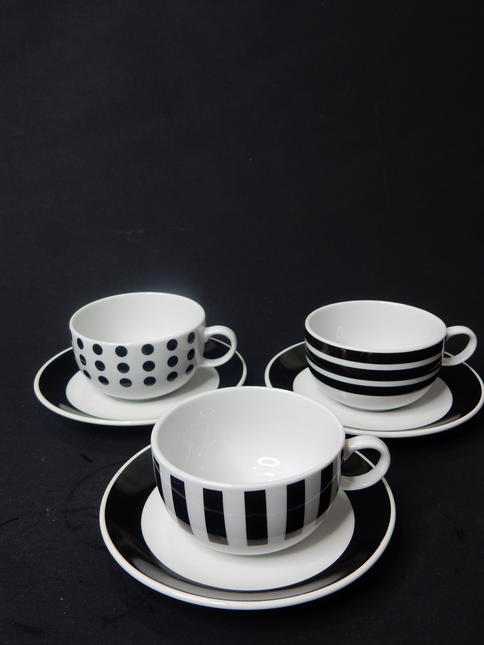 Eduscho &quot;Espresso Grande&quot; Service - 3 Tassen / 3 Untertassen (Set) - Artikelbild von Fummel & Gedöns Secondhand-Store