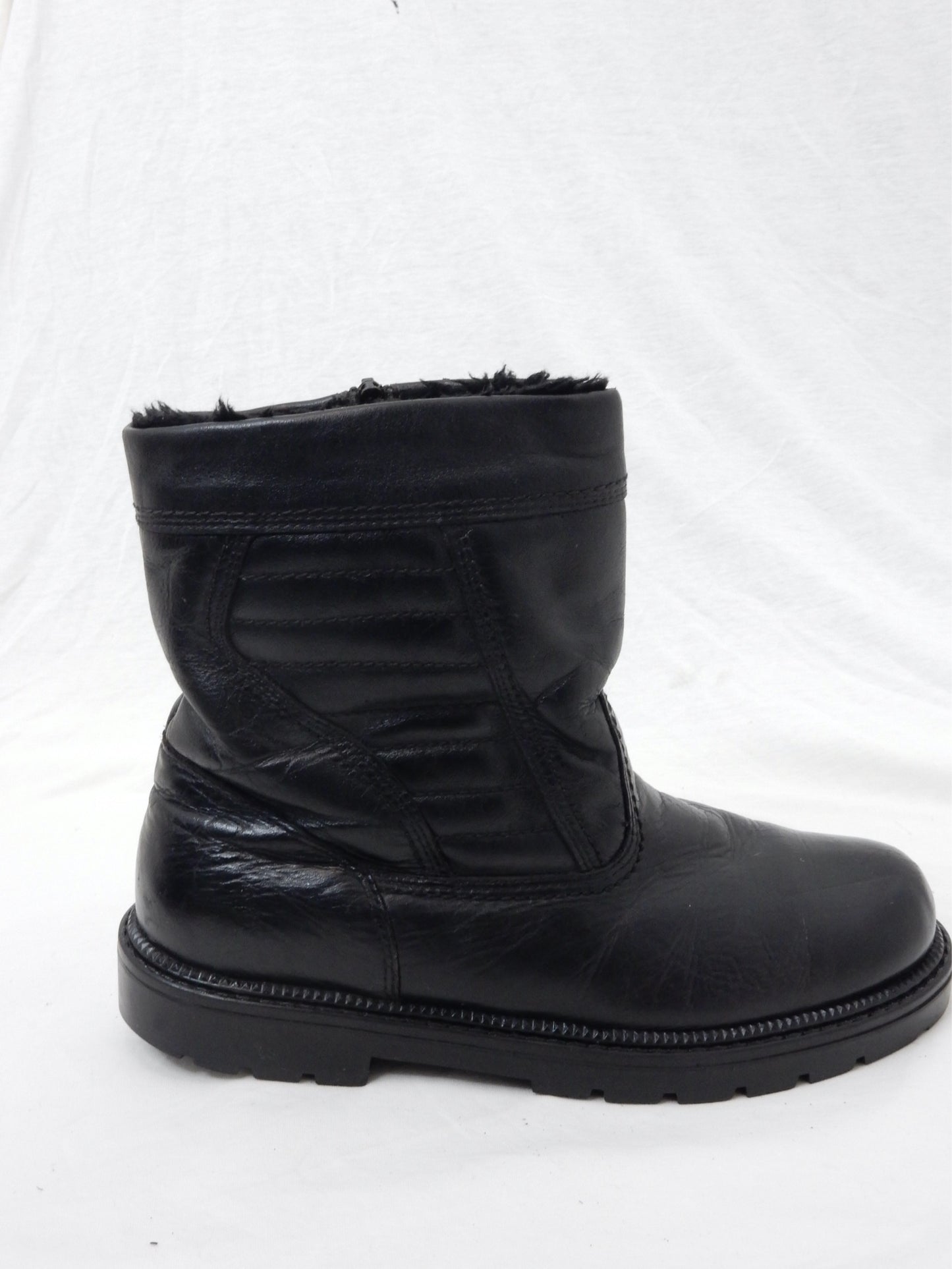 Schwarze Stiefeletten von For World