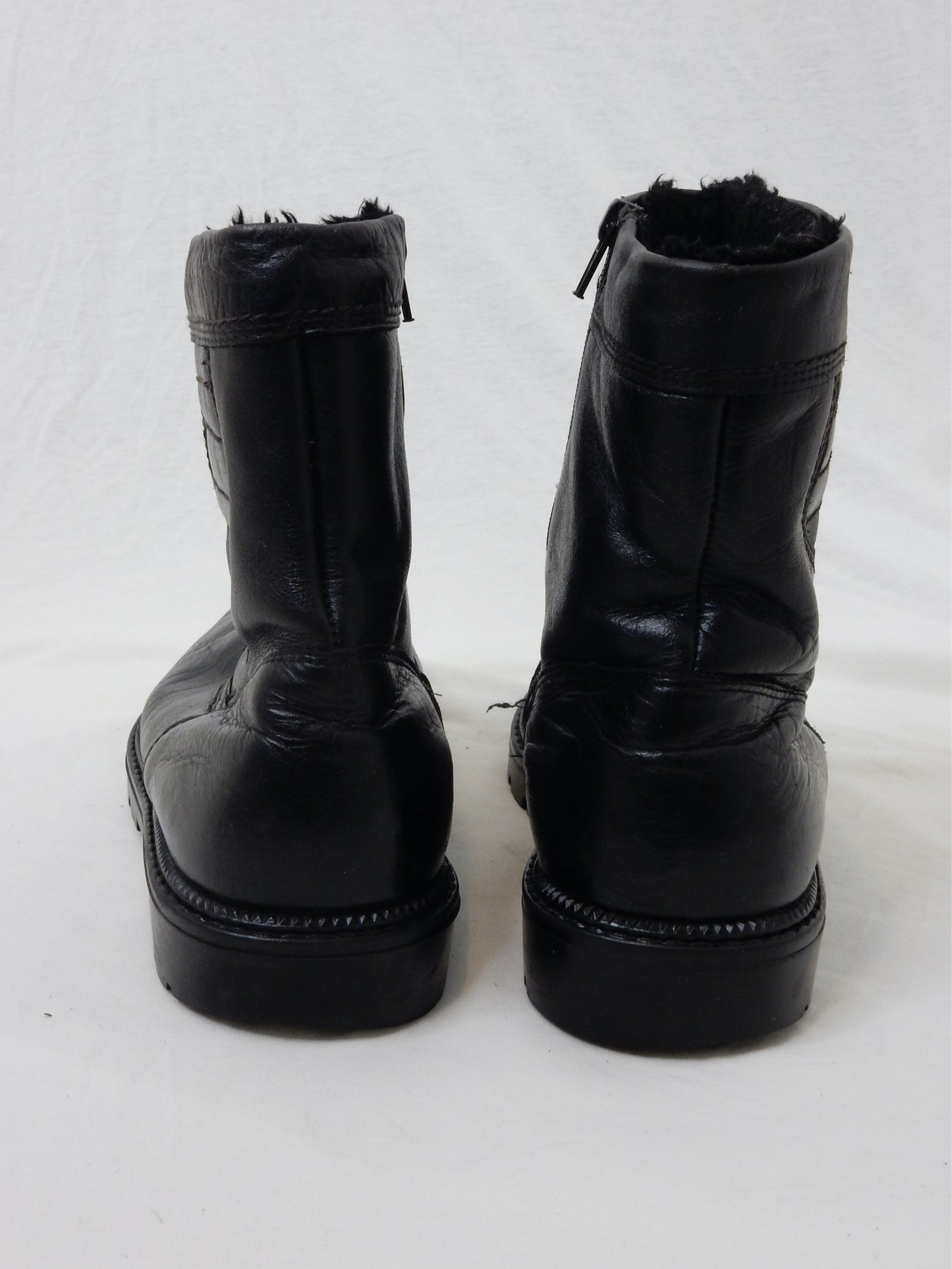 Schwarze Stiefeletten von For World