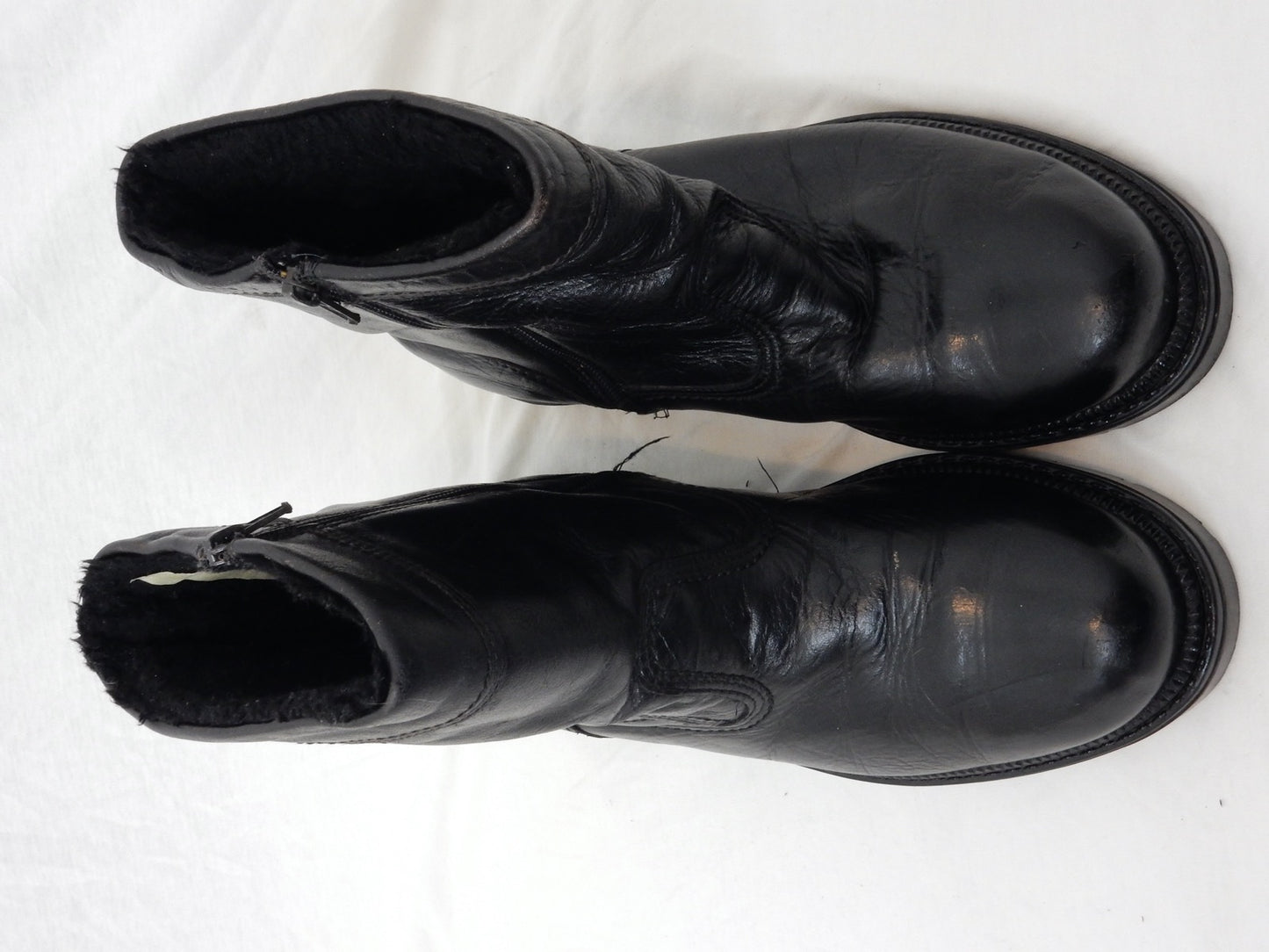 Schwarze Stiefeletten von For World