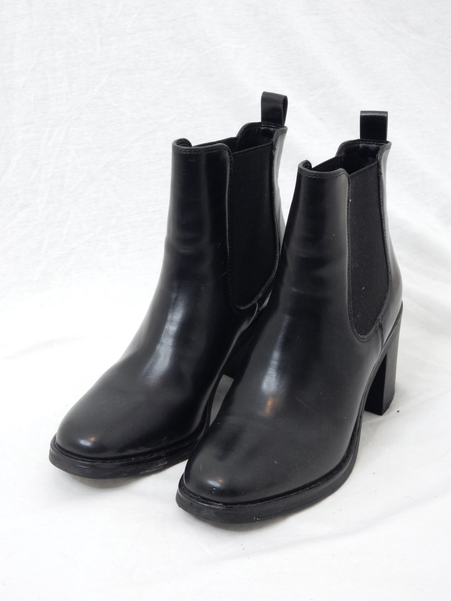 Schwarze Stiefeletten von Graceland