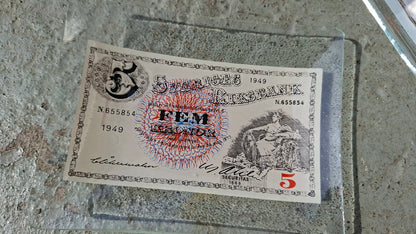 Vintage Glasplatte mit Motiv einer schwedischen 5-Kronen-Banknote von 1949