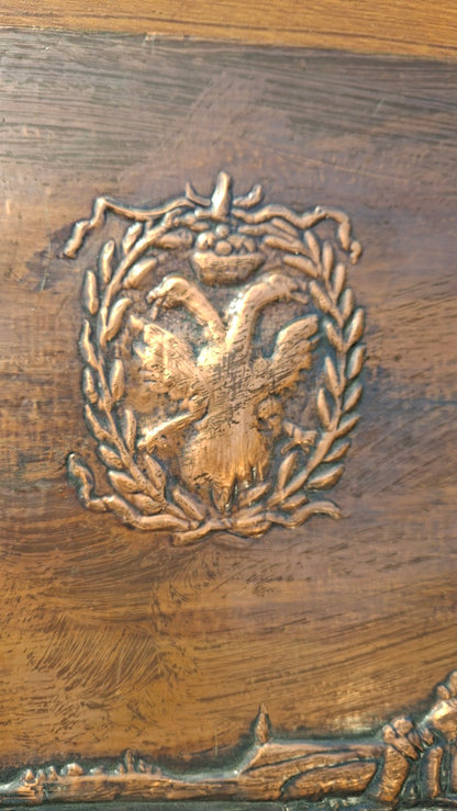 Vintage Kupferrelief Hamburg, Adlerwappen und Patina im Detail