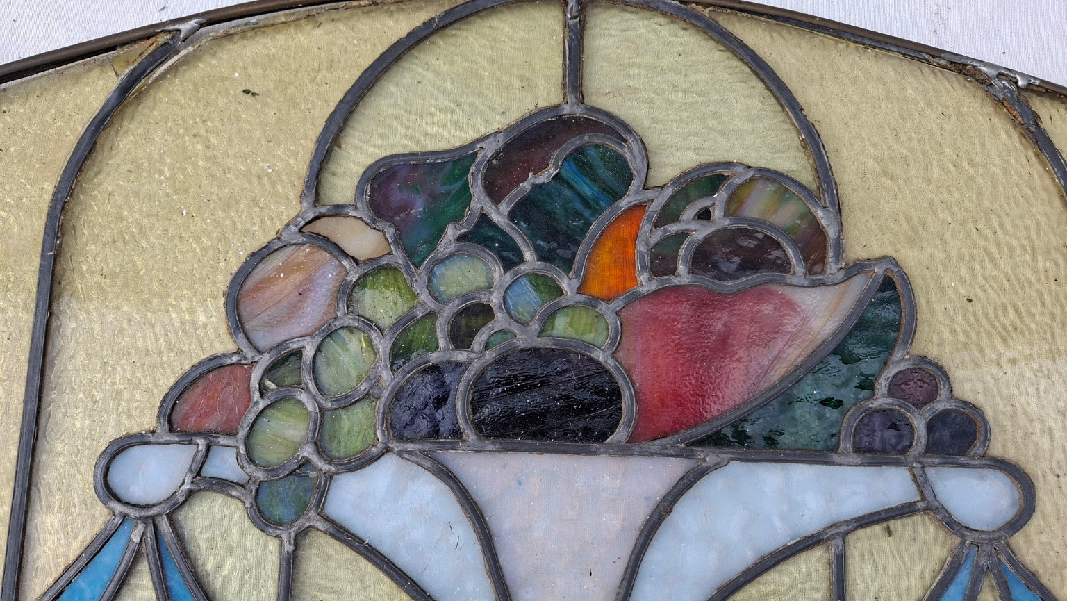 Großes Jugendstil Bleiglas-Fensterbild 180 cm – Rosen &amp; Früchtestillleben - Artikelbild von Fummel & Gedöns Secondhand-Store