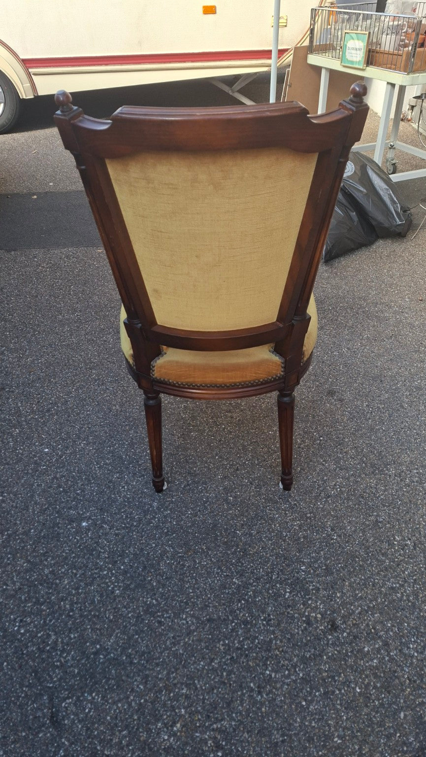 Gepolsterter Armlehnstuhl im Louis-XVI-Stil, Originalfoto 1