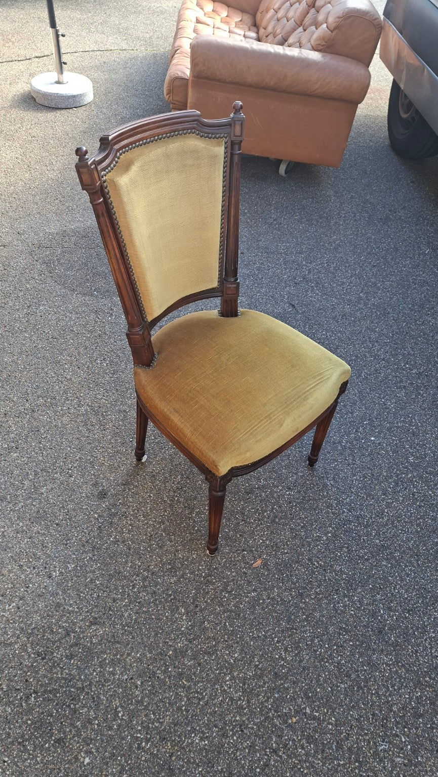 Historistischer Polsterstuhl im Louis-XVI-Stil – goldolivfarbener Velours - Artikelbild von Fummel & Gedöns Secondhand-Store