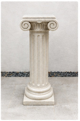 Bianco-Carrara-Marmorsäule mit ionischem Kapitell – kanneliert - Artikelbild von Fummel & Gedöns Secondhand-Store