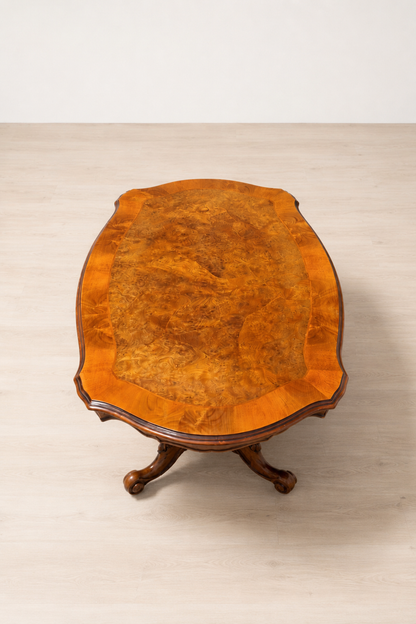 Vintage Neobarock-Couchtisch mit Wurzelholzfurnier