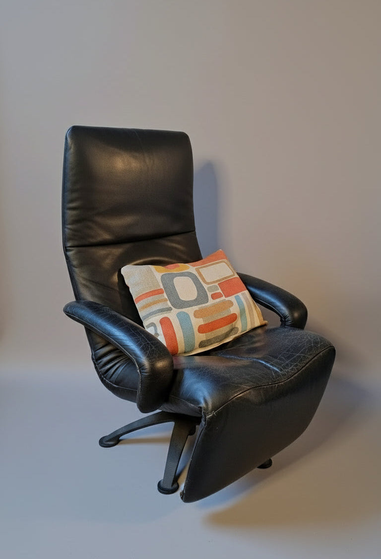 JORI Yoga Relaxsessel Leder Schwarz – Mono-Move - Artikelbild von Fummel & Gedöns Secondhand-Store