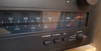 WEGA T 4710 Hi-Fi-Tuner
