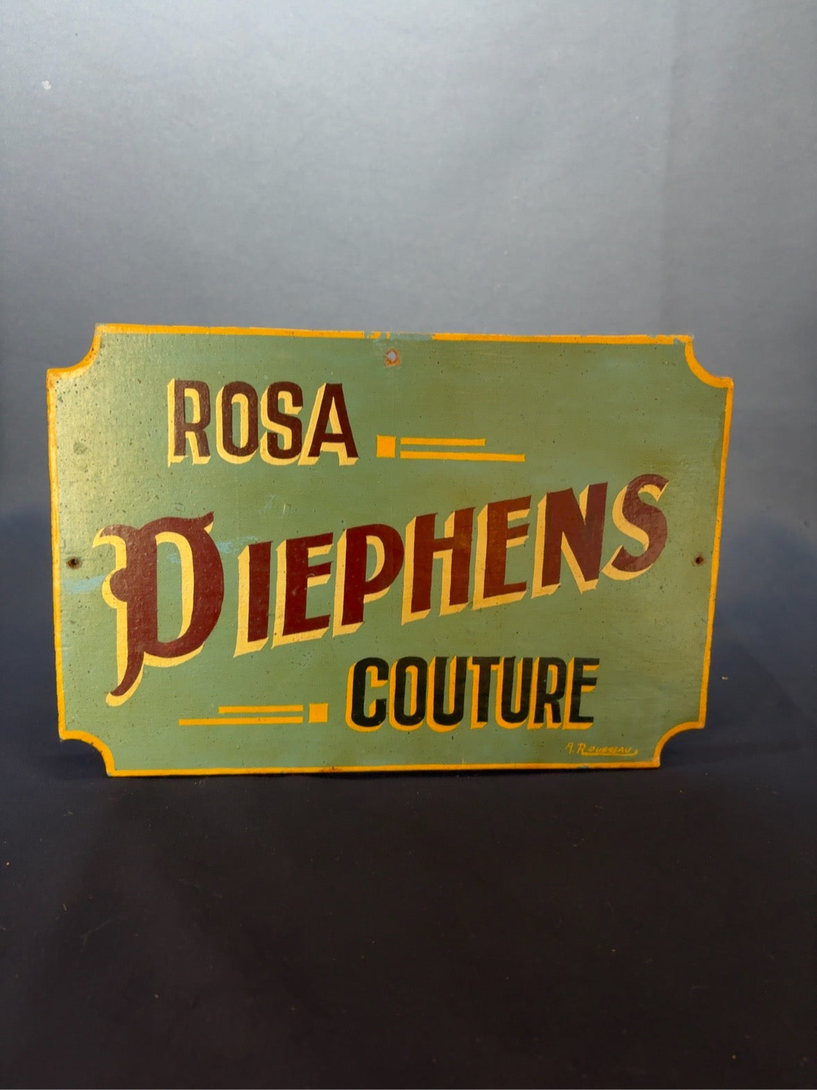 Vintage Werbeschild Rosa Piephens Couture, handbemalt, 30 x 20 cm