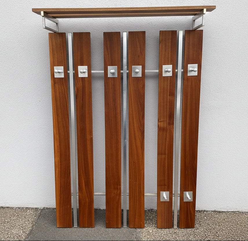 Skandinavische Design-Garderobe aus den 1960er Jahren