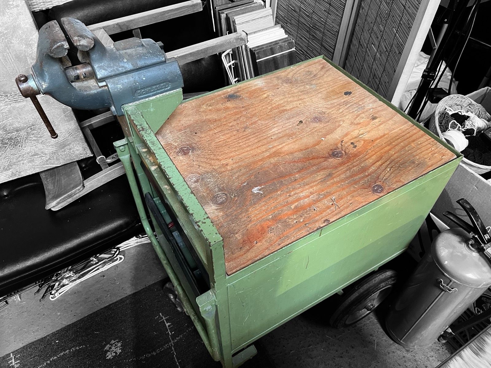 Industrie-Werkzeugwagen von Hahn &amp; Kolb - Artikelbild von Fummel & Gedöns Secondhand-Store