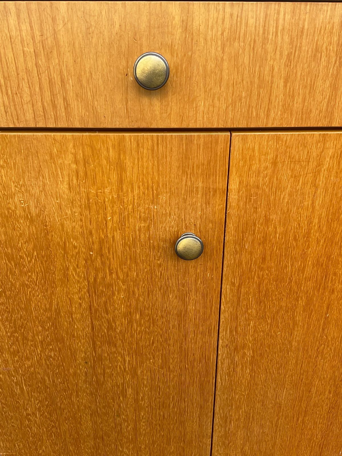 Highboard im Mid-Century-Stil