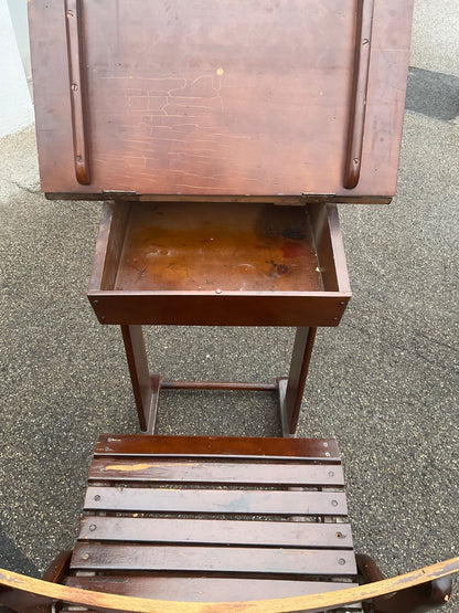 Historische Naether Schulbank mit Klapptisch