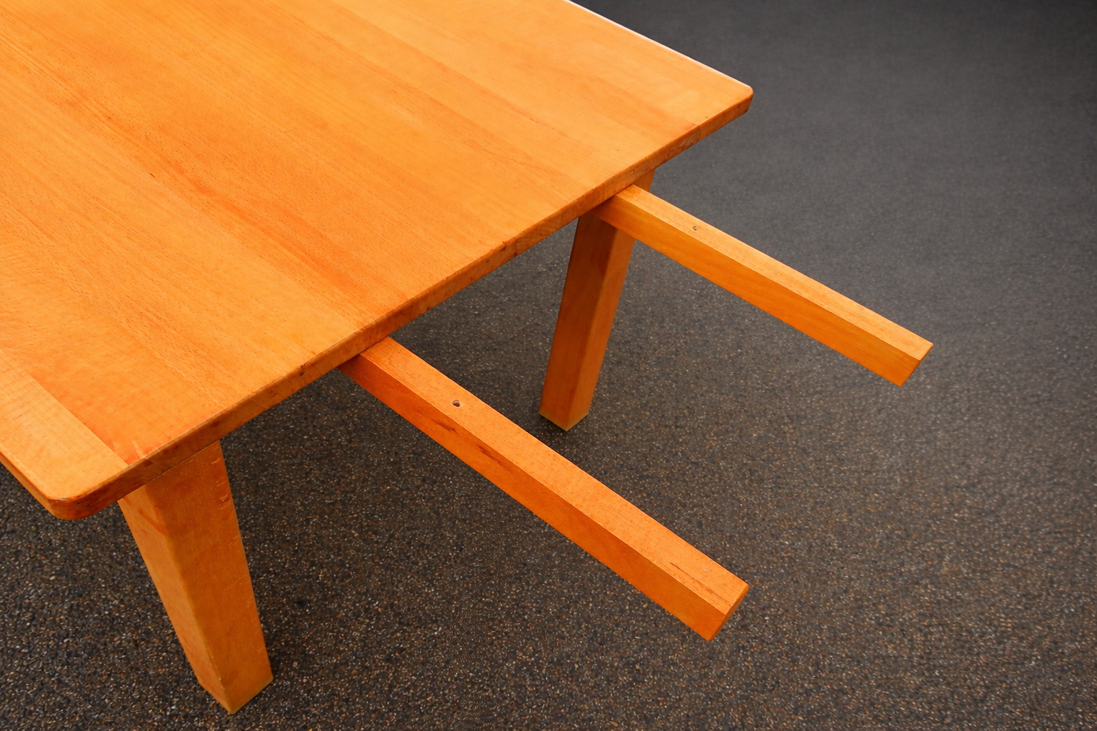 Massivholztisch aus Buche - 200x94 cm - verlängerbar bis 288 cm - Artikelbild von Fummel & Gedöns Secondhand-Store