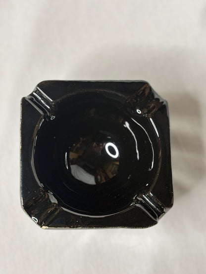 Vintage VAT 69 Aschenbecher aus schwarzer Keramik